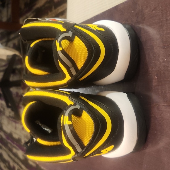 CST.Fila Stackhouse Spaghetti  Size 11 Men - Picture 5 of 6